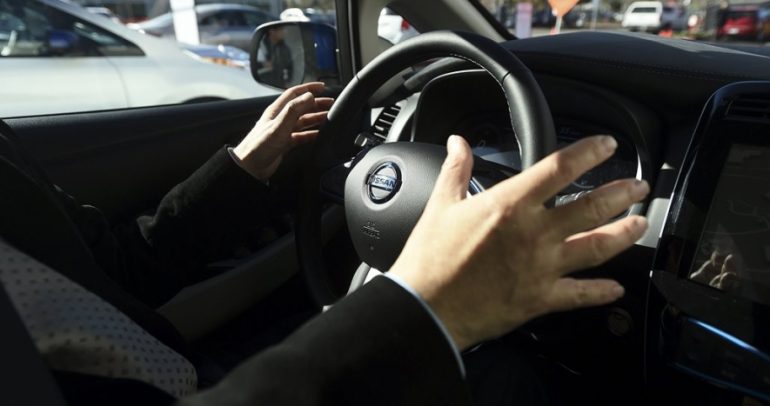 بين 2016 و2018.. كيف ستطبق أنظمة القيادة الذاتية في سيارات نيسان ورينو؟